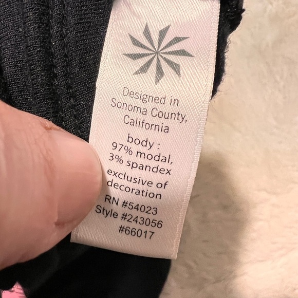 Athleta black soft long sleeve top blouse womens size small - Picture 7 of 9